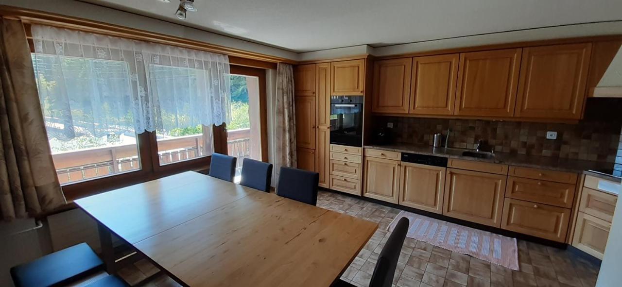 Free Cable Car & Bus In The Summer Haus L'Oree Saas-Grund Bagian luar foto