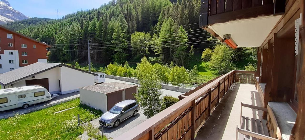 Free Cable Car & Bus In The Summer Haus L'Oree Saas-Grund Bagian luar foto
