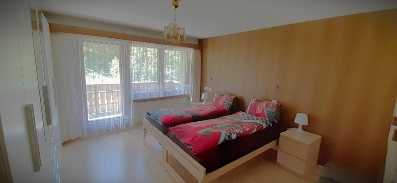 Free Cable Car & Bus In The Summer Haus L'Oree Saas-Grund Bagian luar foto
