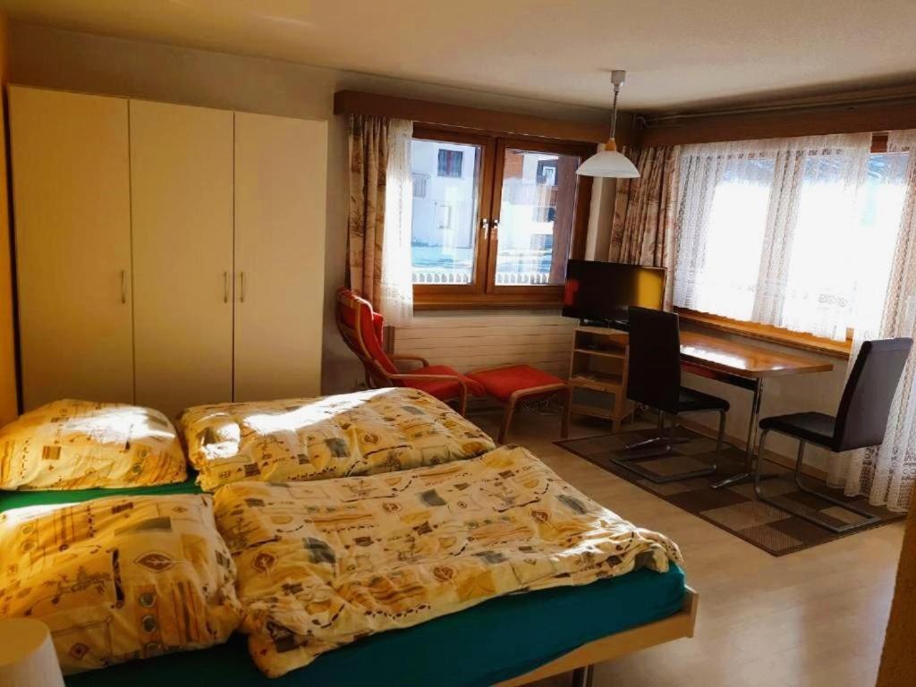 Free Cable Car & Bus In The Summer Haus L'Oree Saas-Grund Bagian luar foto